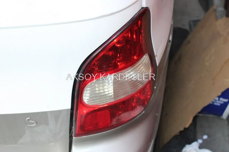 Kia Carnival Sağ Stop Lambası Çıkma Orjinal