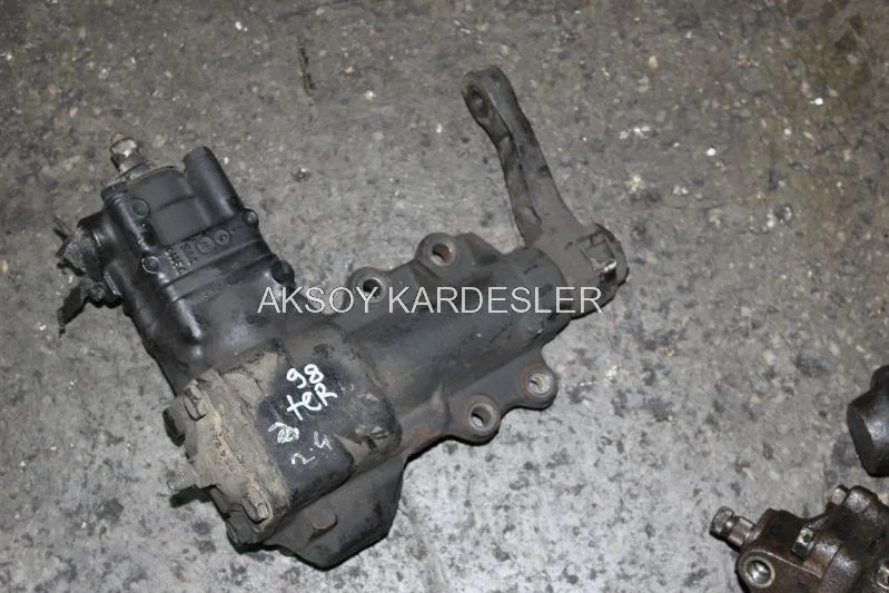 Terrano Direksiyon Kutusu Orjinal Çıkma