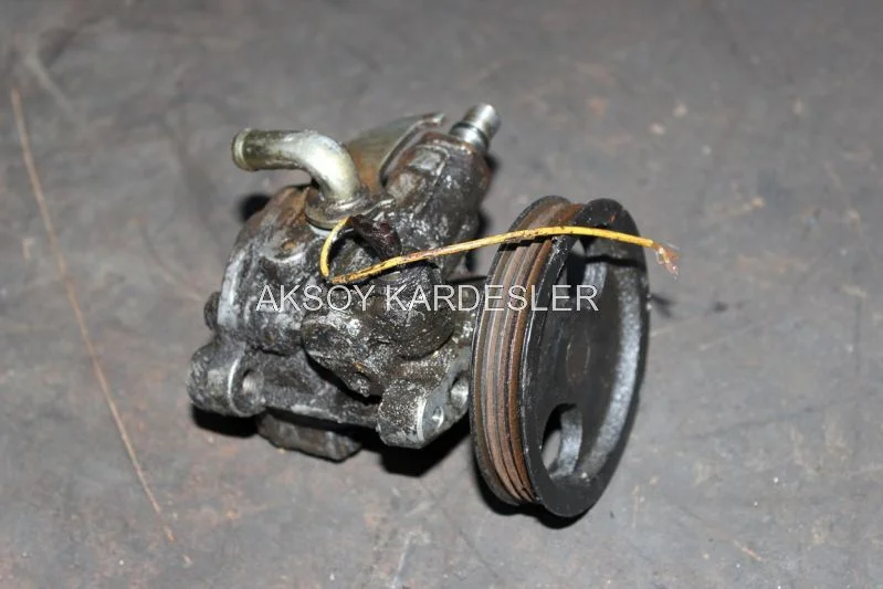 Mitsubishi Pajero Direksiyon Pompası Orjinal Çıkma