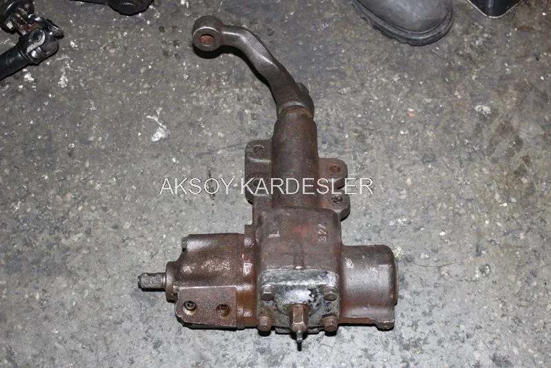 Nissan Pathfinder Direksiyon Kutusu Çıkma